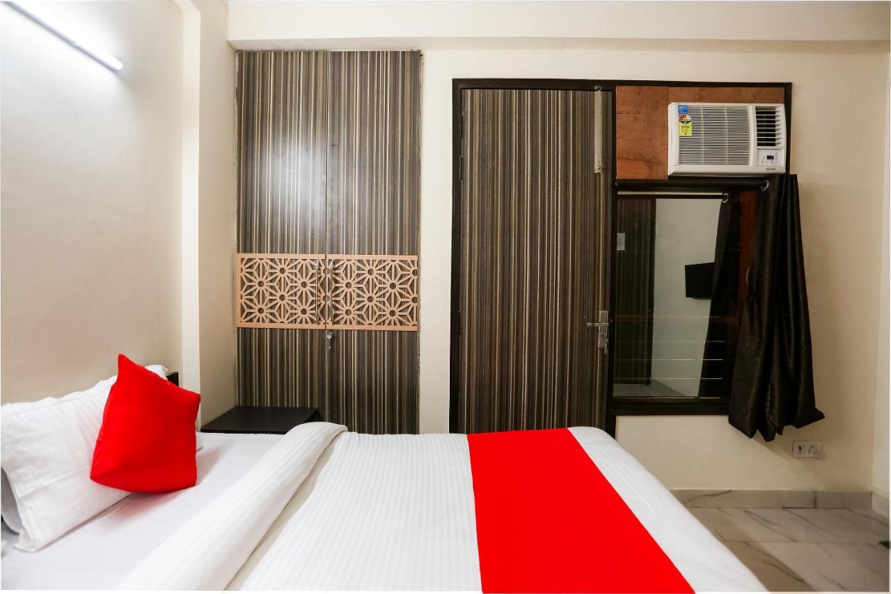 Hotel O Royal Galaxy Neu-Delhi Exterior foto